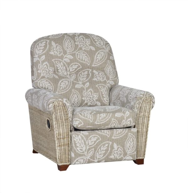 Della furniture